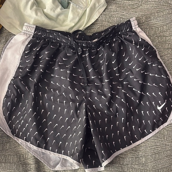 Nike Women's Black Running Shorts - Picture 2 of 4